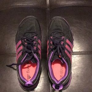 Women’s Adidas sneakers